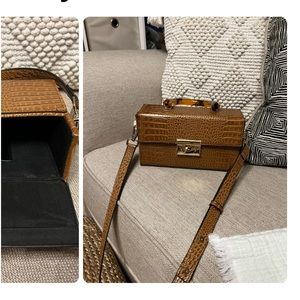 Excellent condition - New without tags